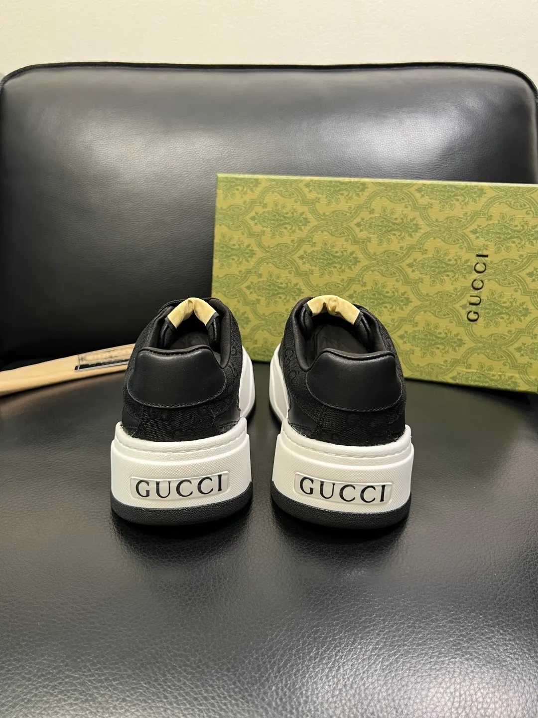 Men's shoes 💰840 Gucci high quality top crafts Gucci counter new original factory configuration, imported cowhide fabric from Italy, imported cowhide lining, breathable and comfortable, sole: original factory special supply original sole super comfortable, original factory and single goods, welcome to compare, code number 38-44 (customized 45 46)